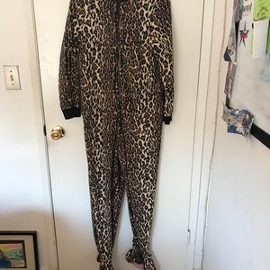 Leopard print onesie with pockets